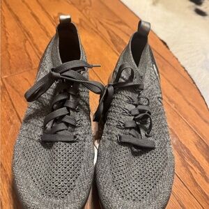 W Nike VaporMax size 8 USED Gray Athletic Knit Sneakers with Sock-Like Fit